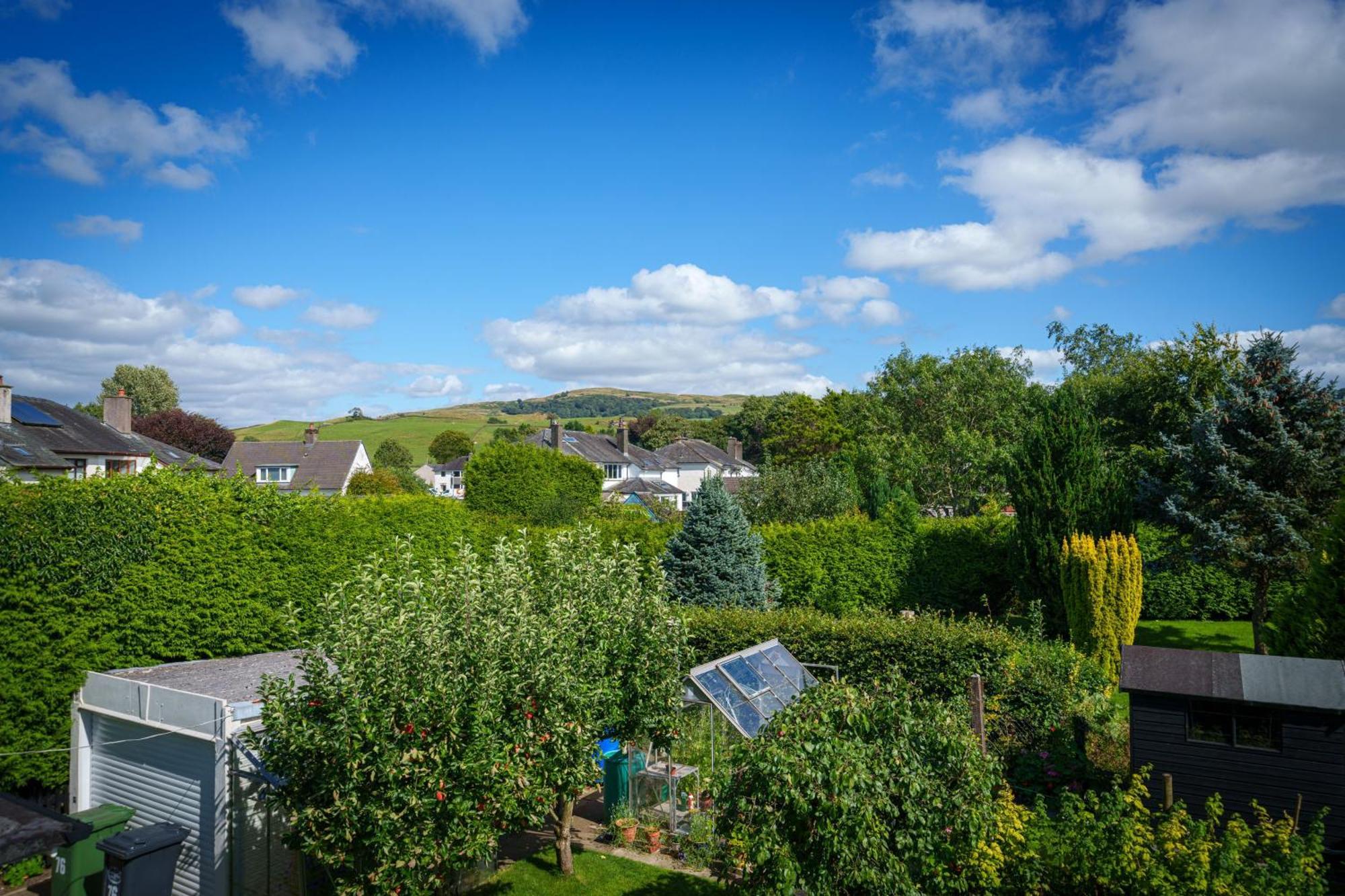 Apple Byrd - Short Stroll Into Kendal Town Centre Vila Exterior foto